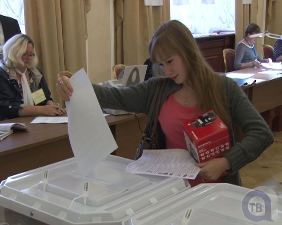 В Альметьевске на выборах проголосовал 101-летний избиратель