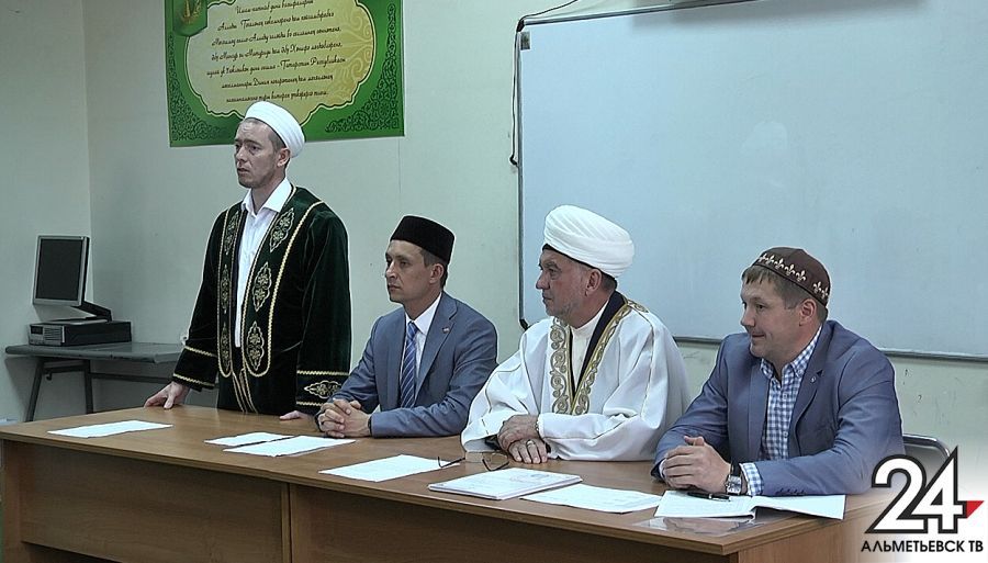 Выборы имама-мухтасиба состоялись в Альметьевске