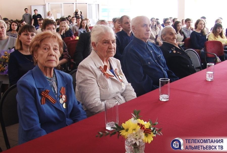 Недетские страдания: в Альметьевске бывшие узники концлагерей поделились воспоминаниями