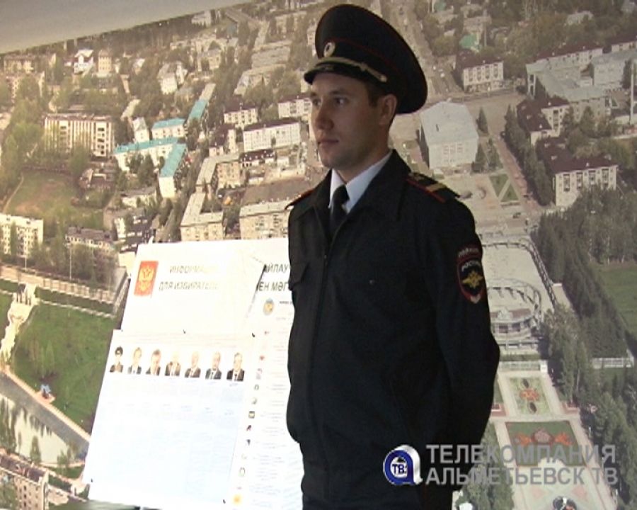 Более 5 тысяч полицейских обеспечивают охрану избирательных участков в Татарстане