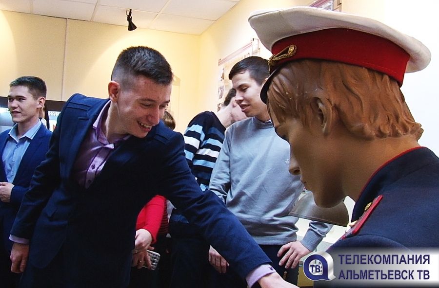 Студенты Альметьевска посетили музей истории полиции 