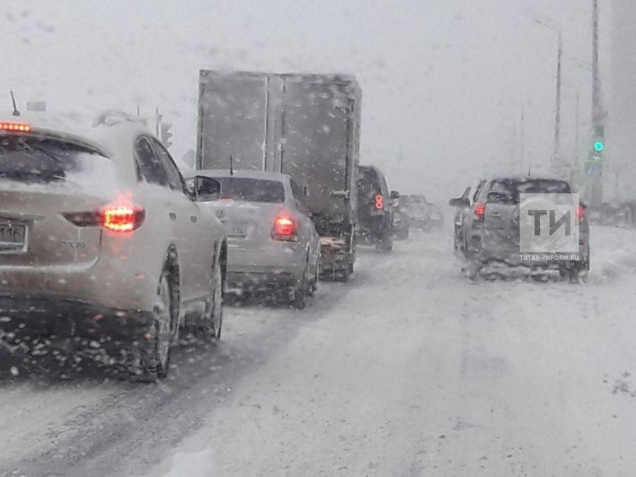 Минтранс РТ: Движение транспорта в республике нормализовалось после сильного снегопада