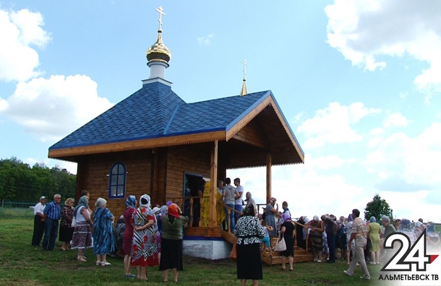 Благотворитель построил часовню в селе Дербедень Альметьевского района