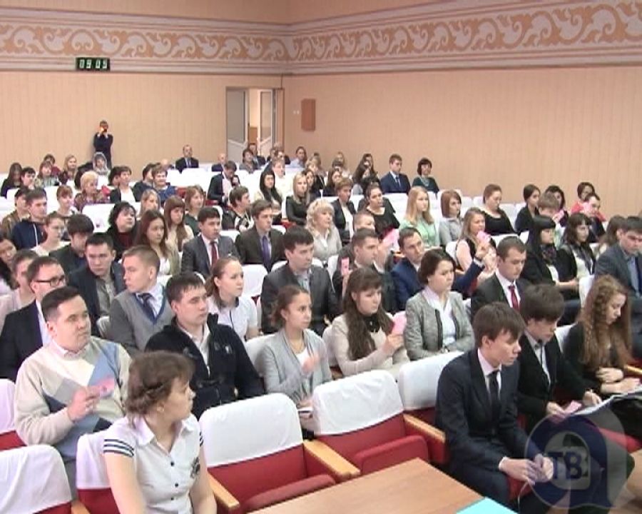 В Альметьевске создали общественную молодежную палату