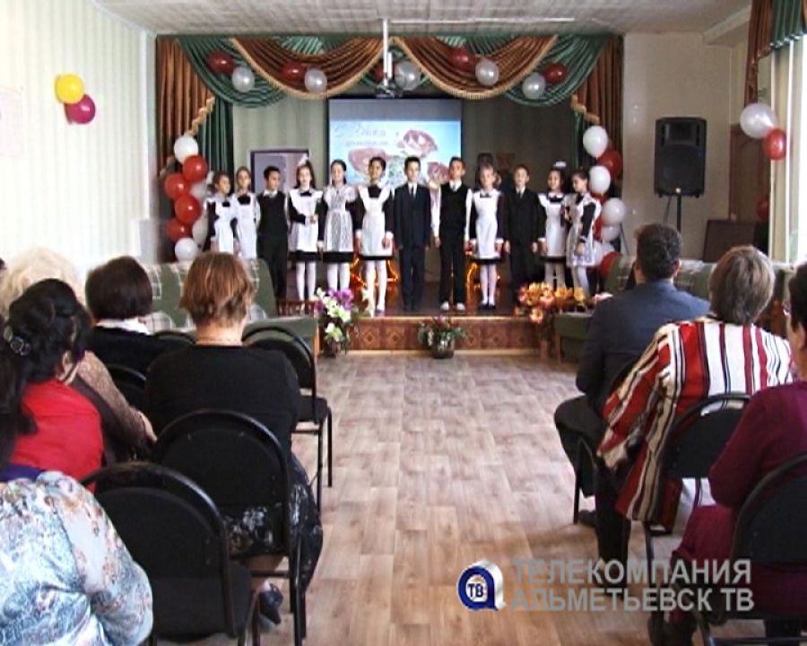 Ток-шоу «Пусть говорят» провели в школе № 13 Альметьевска