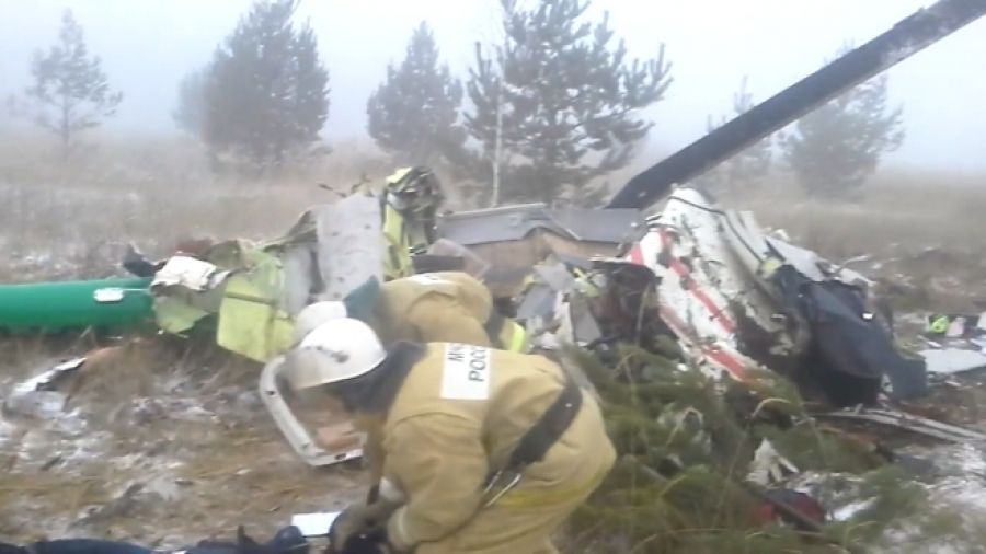Появилось видео с места крушения вертолета в Татарстане