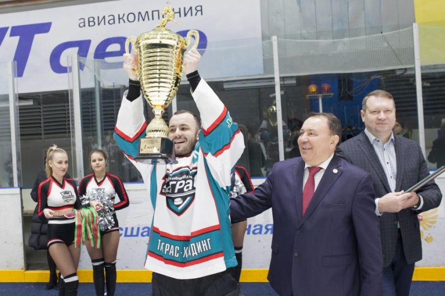 В Альметьевске определили чемпиона Рабочей хоккейной лиги