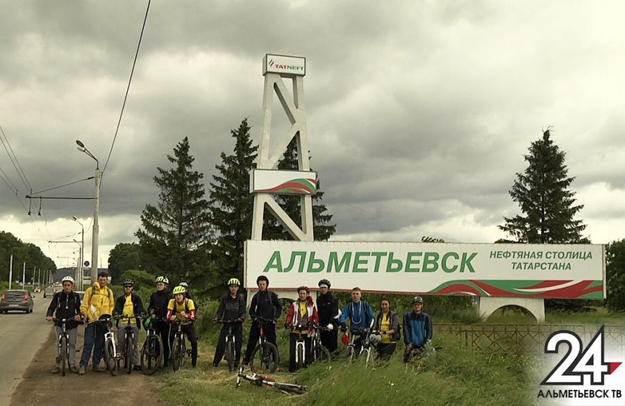Участники республиканского велопробега побывали и в Альметьевске