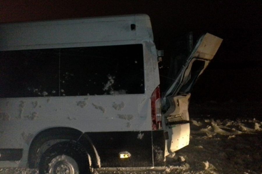 Автобус с пассажирами съехал в кювет в Альметьевском районе, есть пострадавшие