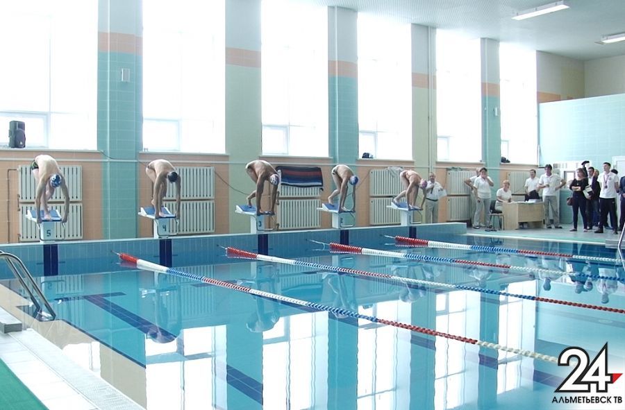 Роспотребнадзор потребует закрытия опасного школьного бассейна в Альметьевске через суд
