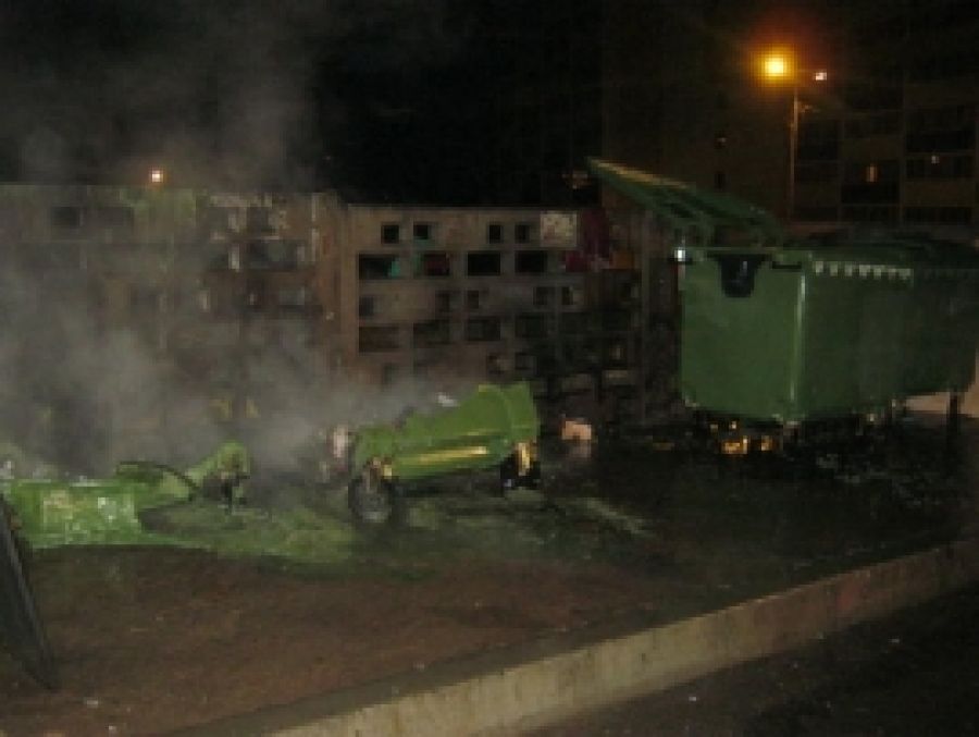 В Альметьевском районе загорелся мусорный контейнер