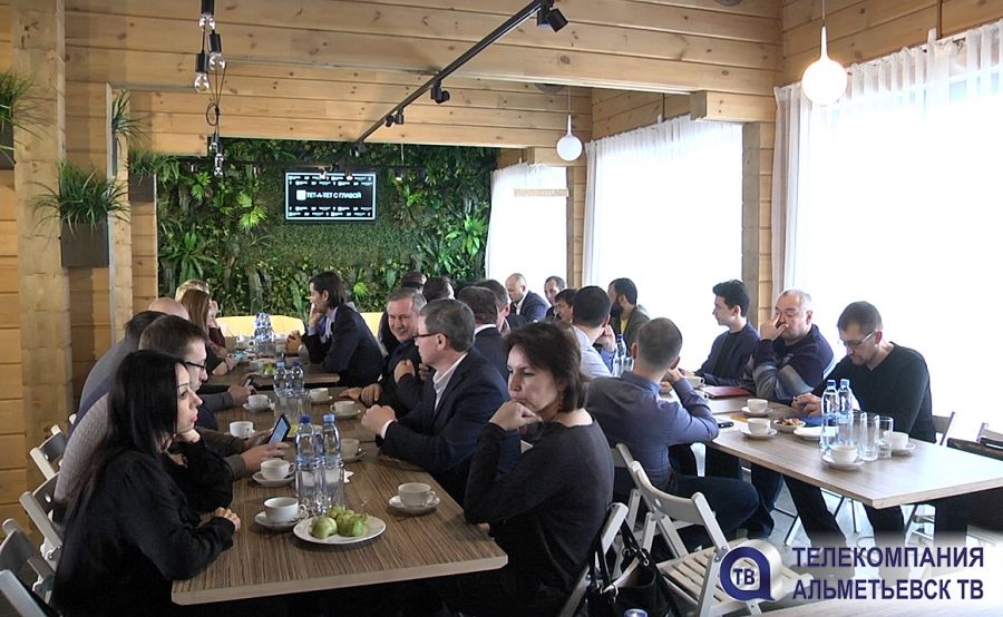 Предпринимателей Альметьевска пригласили на завтрак с главой района
