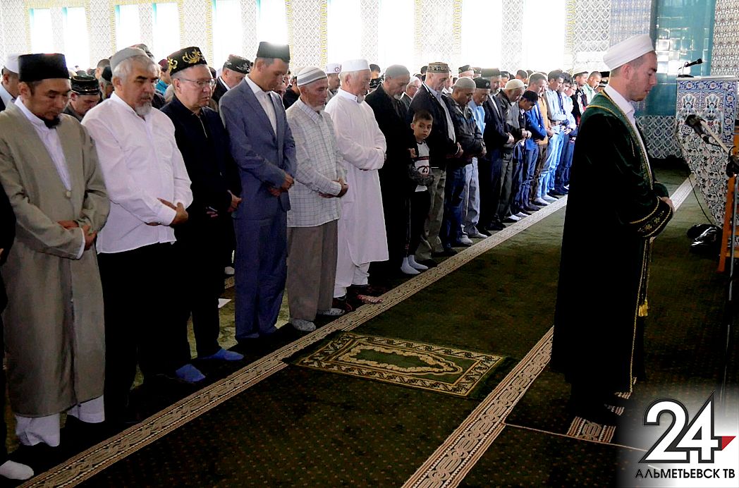 Мусульмане Татарстана отмечают Миградж
