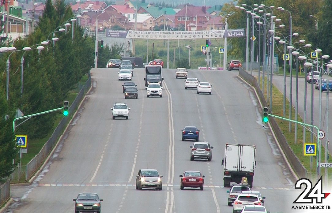 Водителей Альметьевска предупреждают о частичном перекрытии городских дорог