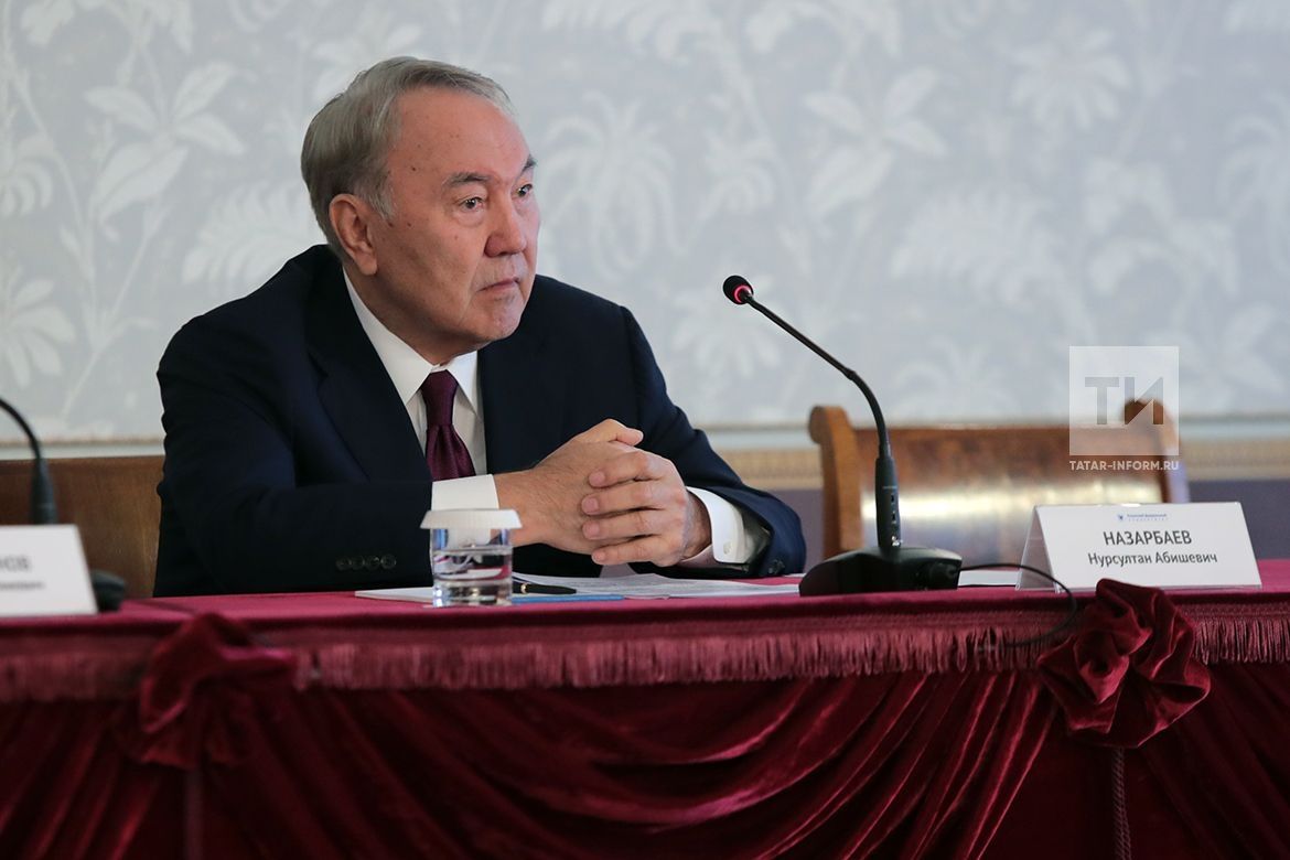 В Казани Назарбаев предложил организовать форум молодых лидеров Казахстана и России