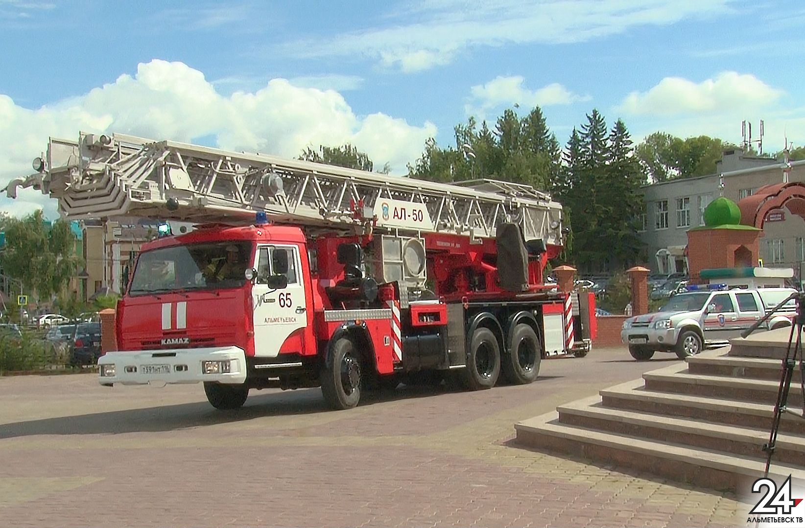 Скопление пожарных машин около мечети обеспокоило альметьевцев