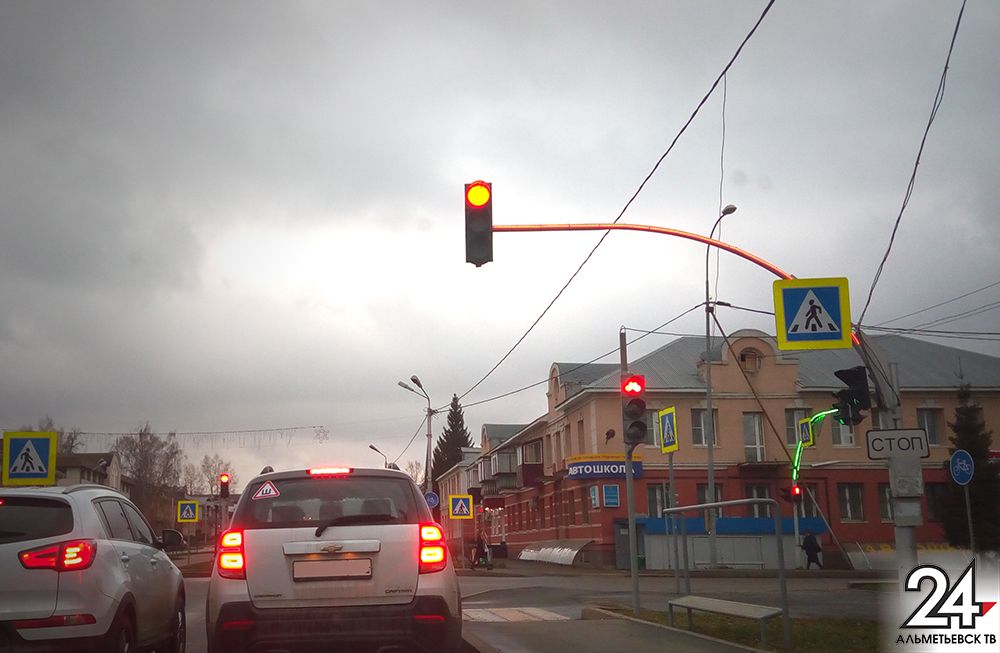Временное отключение светофора в Альметьевске