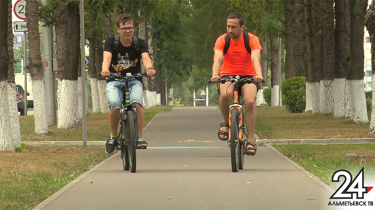 Альметьевцев призывают принять участие в акции «На работу на велосипеде»