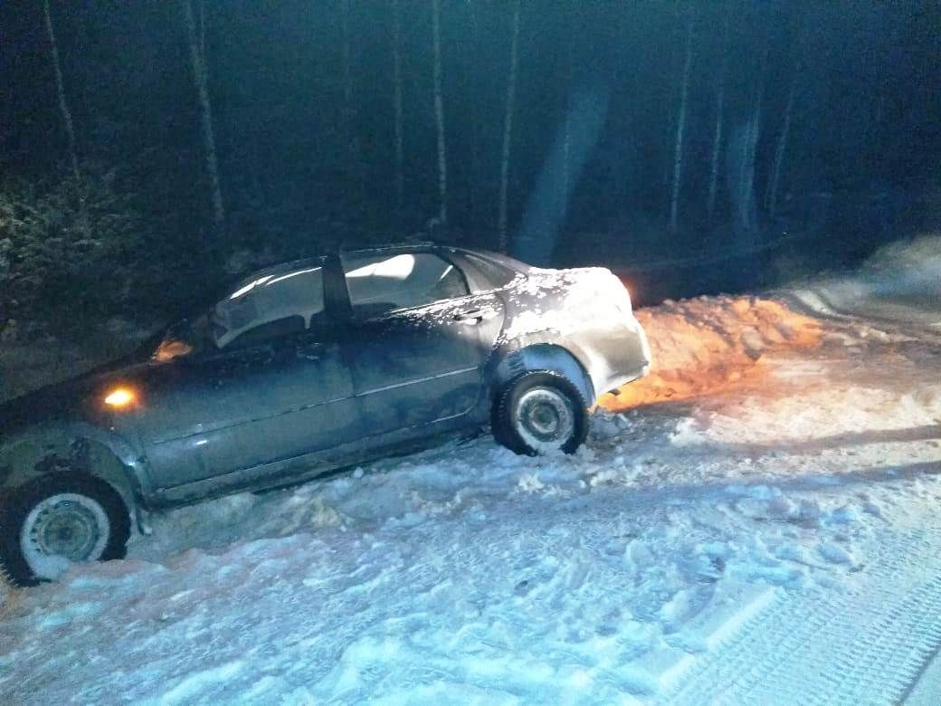 В Татарстане спасено пять человек из застрявших в снегу автомобилей
