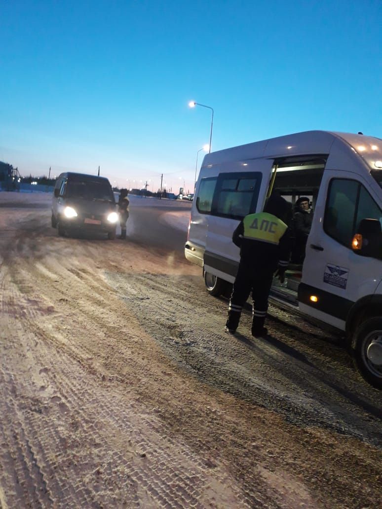 На трассе за Альметьевском проверили 45 междугородних автобусов