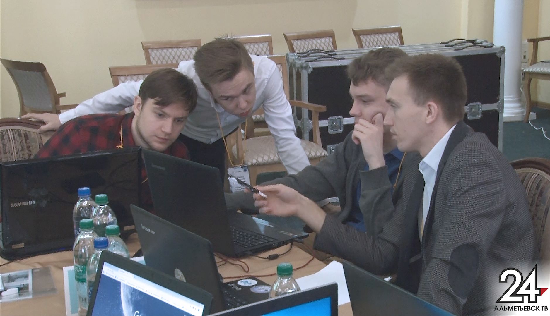 Студенты девяти вузов страны приняли участие в чемпионате по PetroCup в Альметьевске