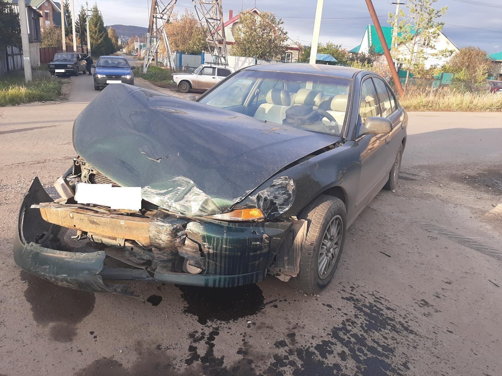 В Альметьевске в результате столкновения автомобилей пострадал пассажир