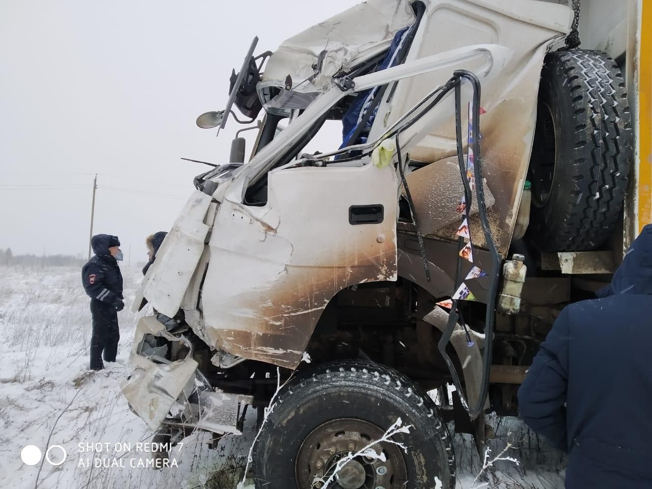 Три человека пострадали в аварии в Альметьевском районе