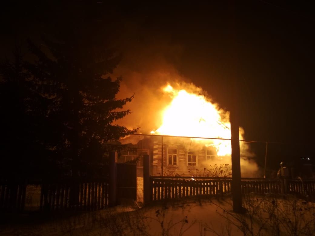 На пожаре в Альметьевском районе погиб человек