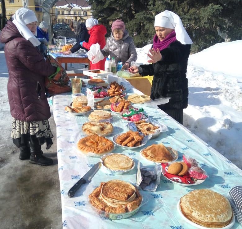 В Альметьевске на территории храма прошла благотворительная ярмарка