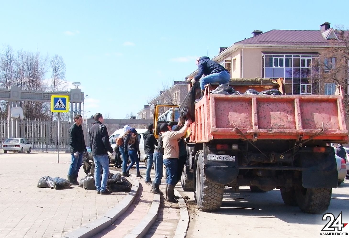 В Альметьевске будут проводить экологические рейды по улицам и жилым кварталам