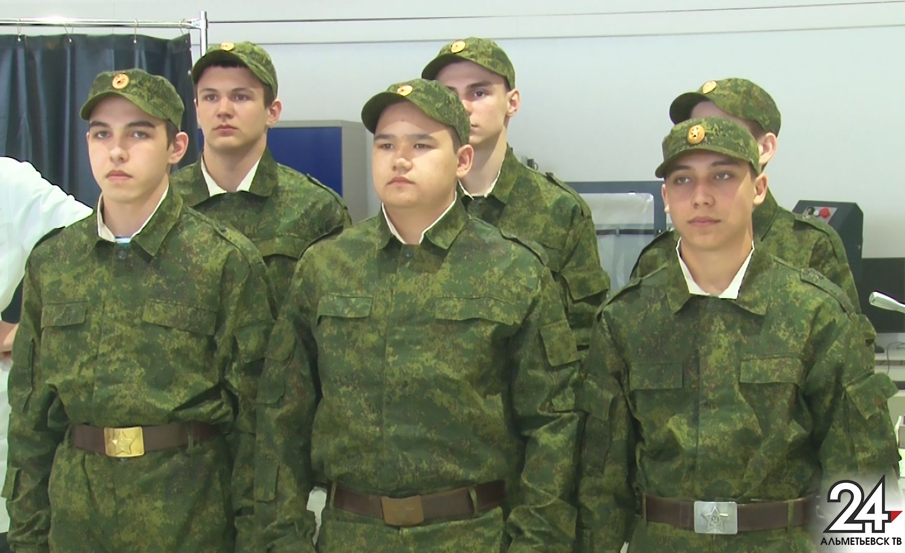205 ребят из Альметьевска весной идут служить в армию