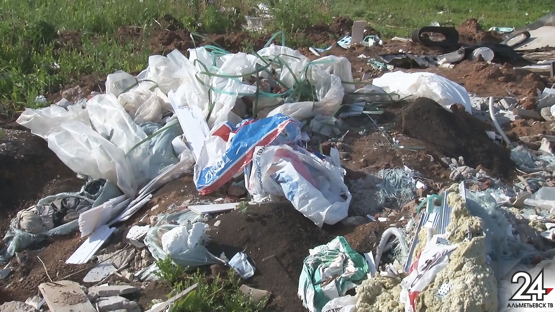 Свалку строительных отходов нашли в Альметьевском районе
