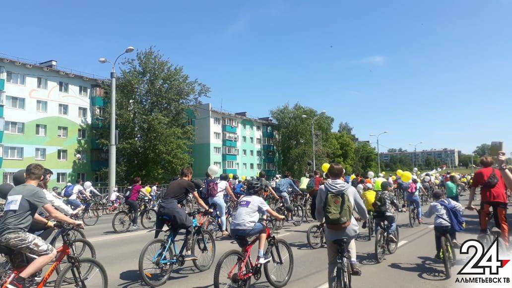 Альметьевск принял шоссейные велогонки «Тур де Татарстан Альметьевск»