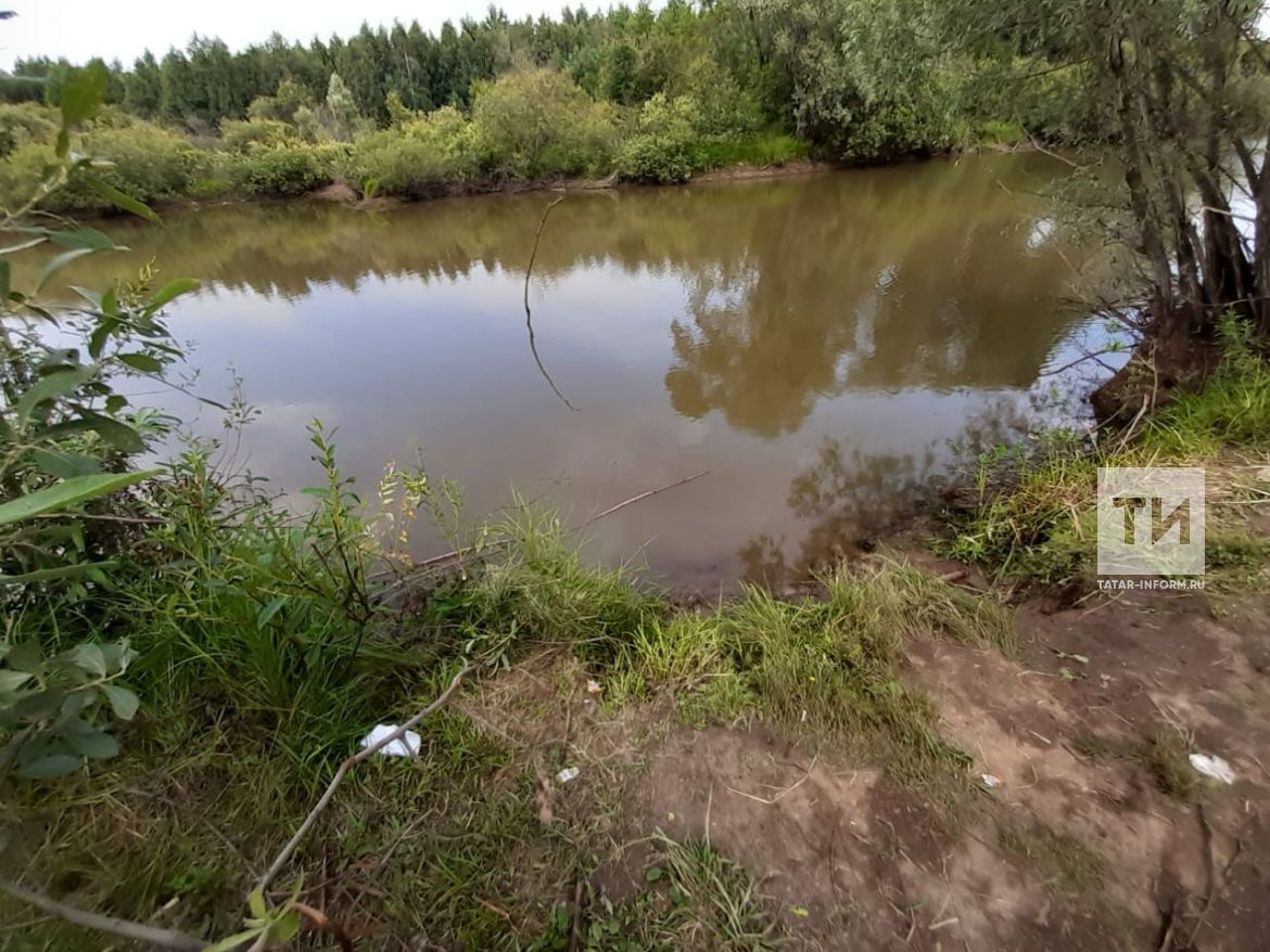 В Татарстане семилетний мальчик сорвался с обрыва в воду и утонул