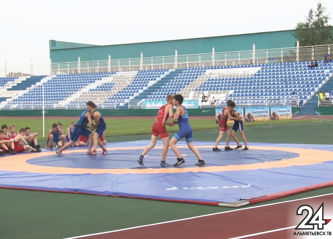В День физкультурника в Альметьевске соревновались в десяти видах спорта