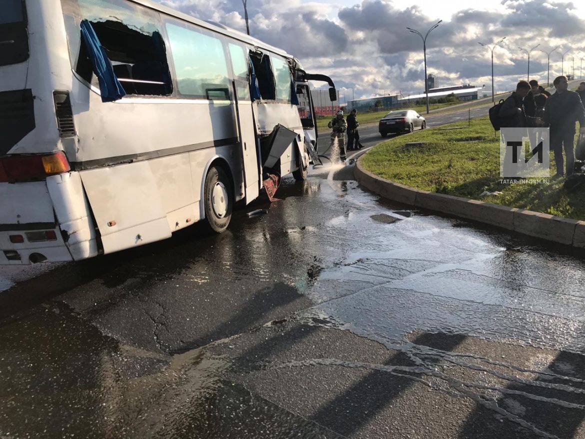 В Татарстане пассажирский автобус столкнулся с фурой