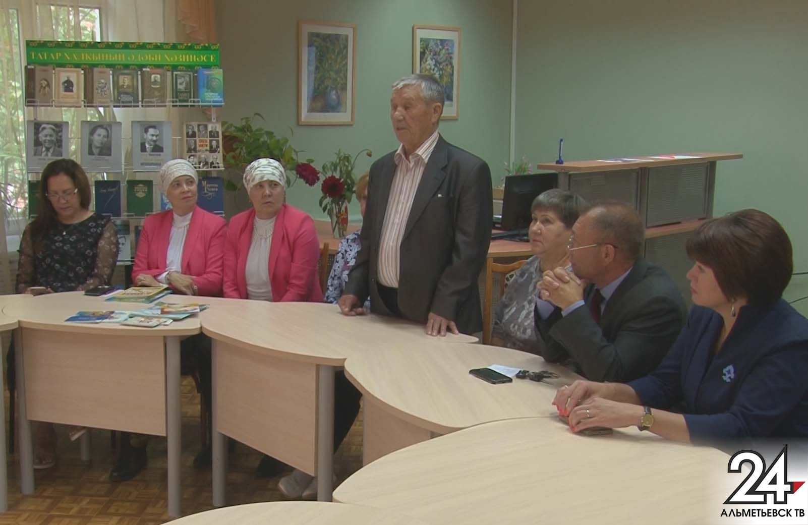 В Альметьевске прошла встреча известных татарских писателей с читателями