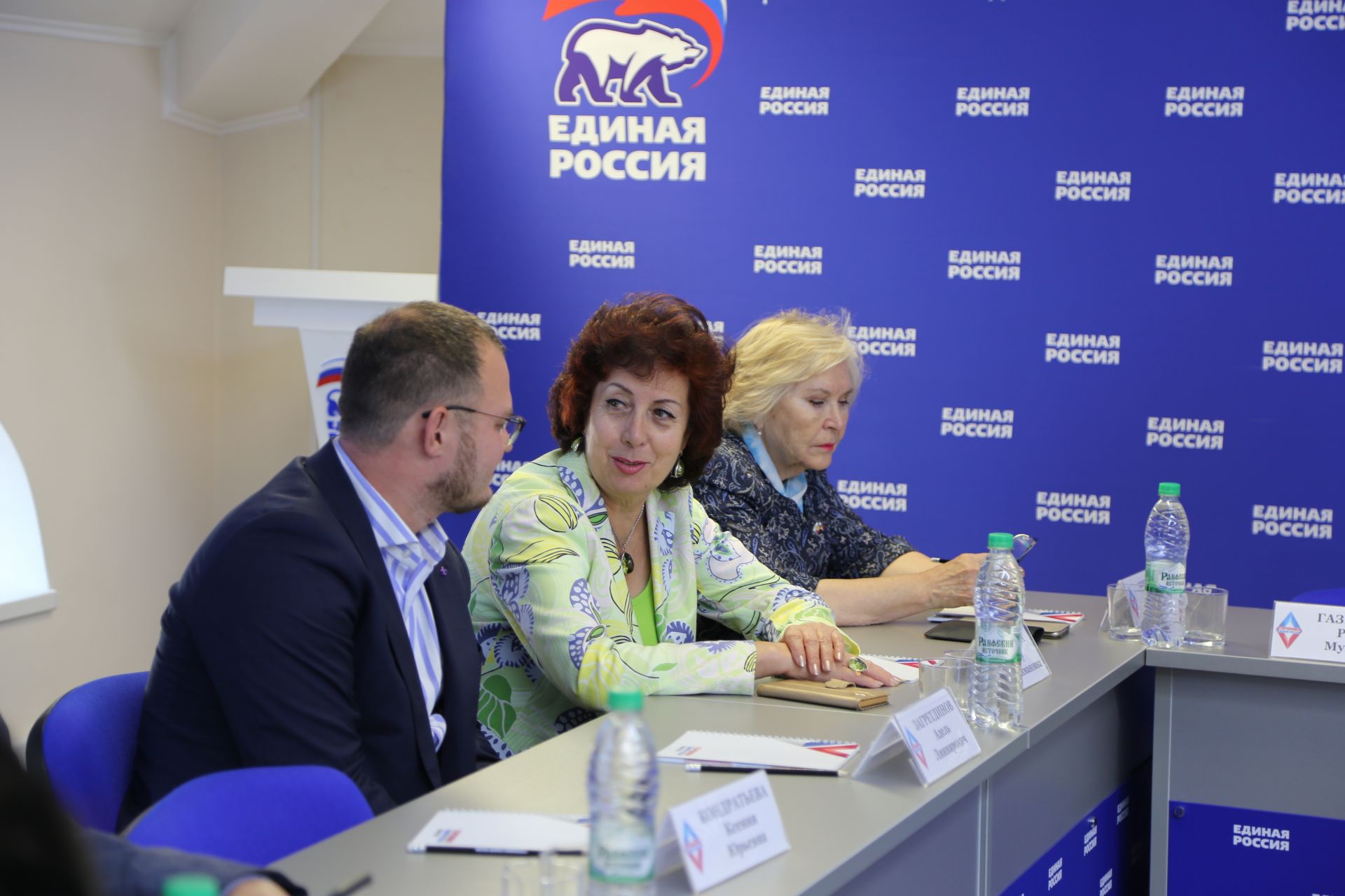 40 общественных организаций призвали жителей поддержать Татарстанскую «Единую Россию» на выборах Госсовета РТ