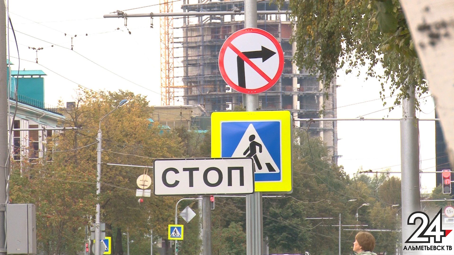 На улице Ленина в Альметьевске пропал привычный заезд во двор