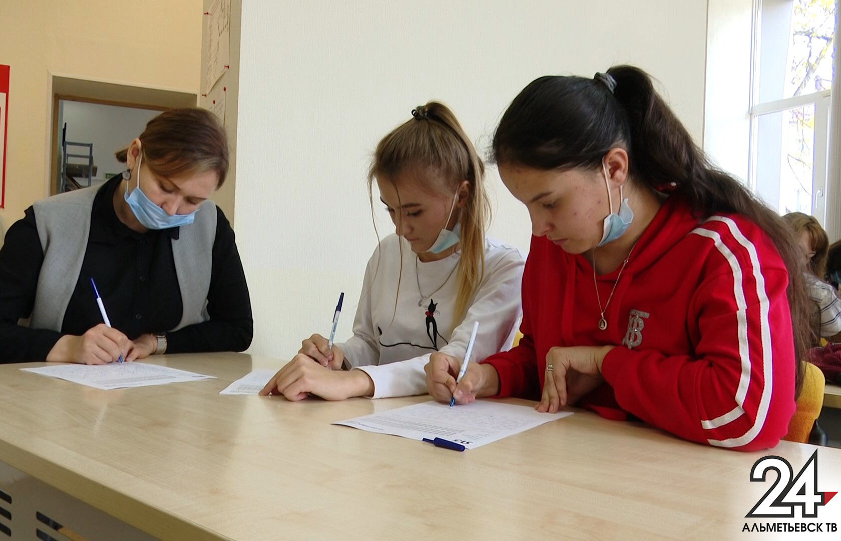 Татарстанские медийные личности присоединятся к «Большому этнографическому диктанту»
