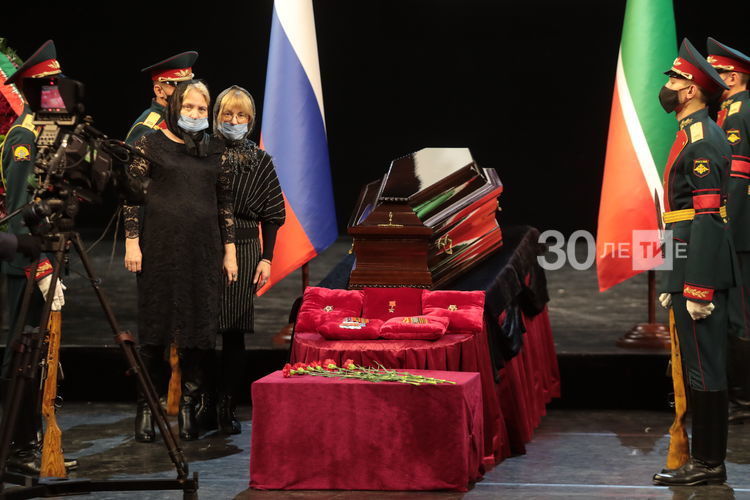 Полпред Президента в ПФО выразил соболезнование родным в связи со смертью Бориса Кузнецова