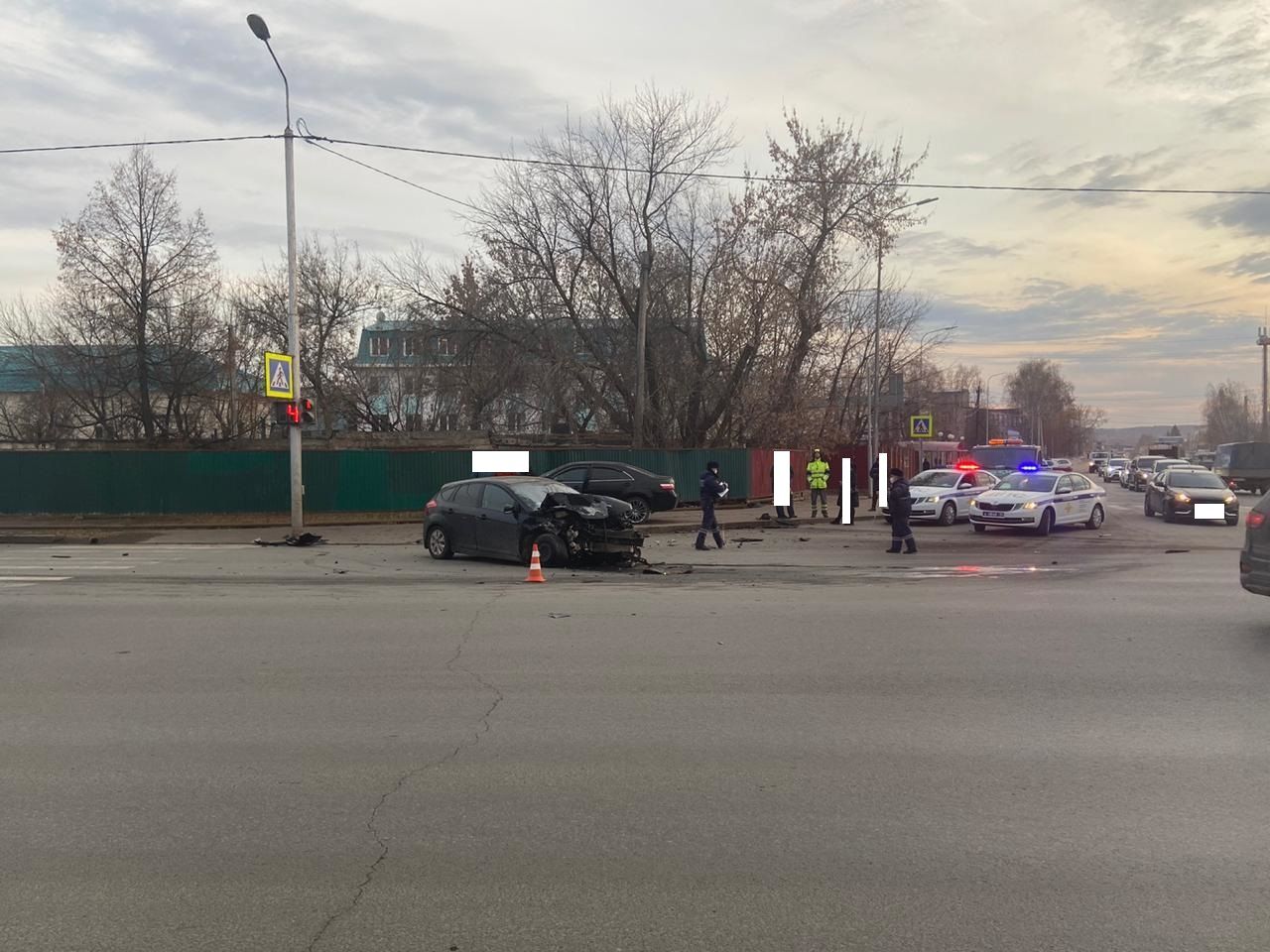 Два водителя пострадали при столкновении иномарок на улице Шевченко в Альметьевске