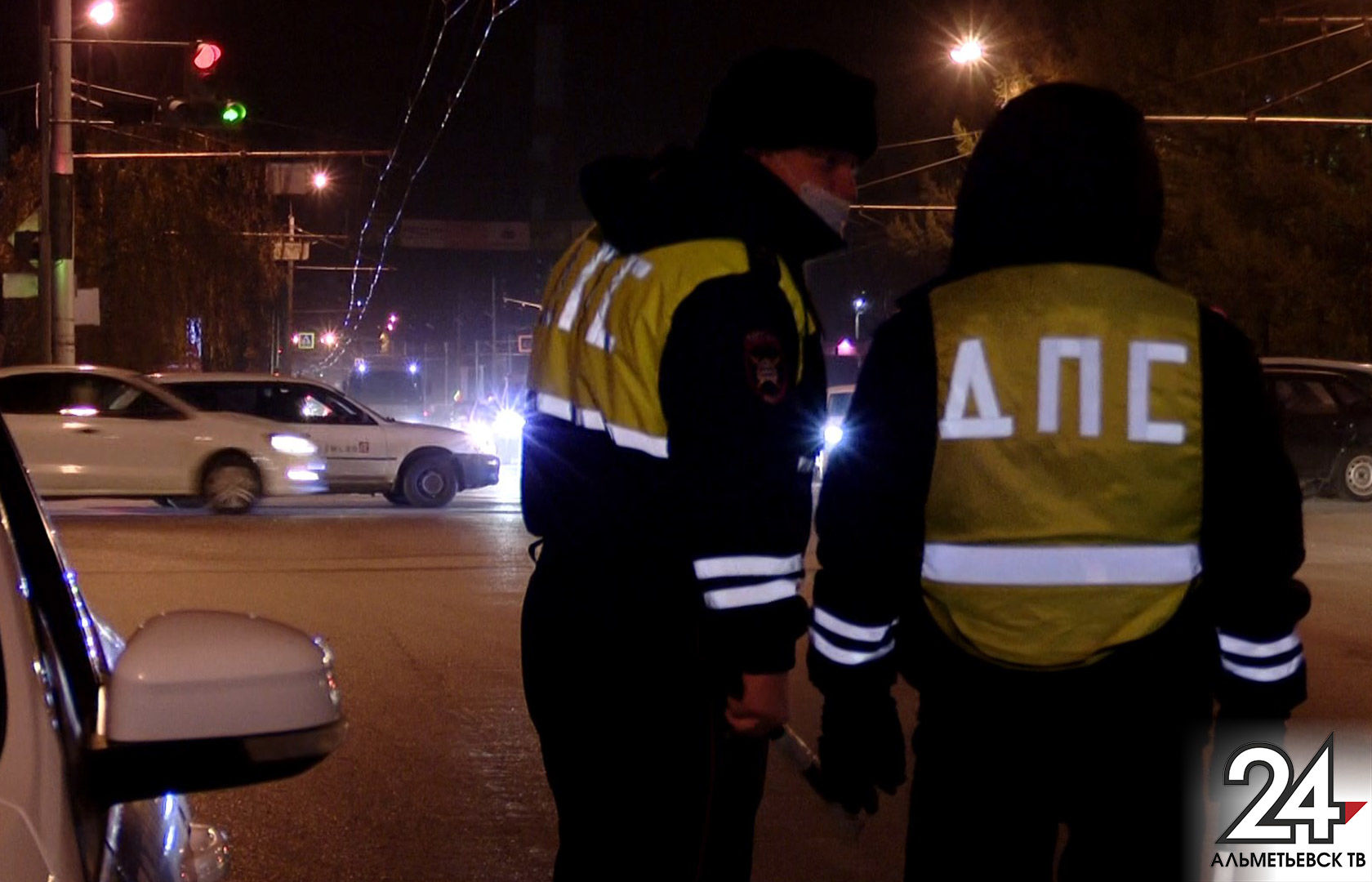 9 экипажей ДПС патрулировали улицы Альметьевска и дежурили в селах