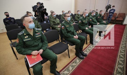 Призывников Татарстана проводили в Президентский полк и научные роты Минобороны России