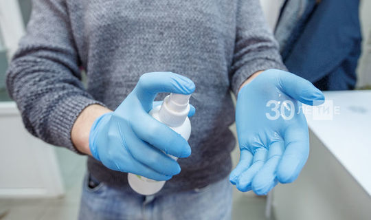 Защитят ли варежки от коронавируса так же, как медицинские перчатки: объясняет эксперт