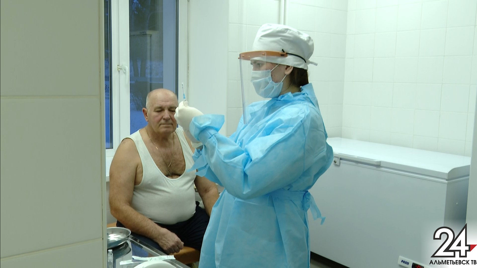 В Альметьевске проходит вакцинация от коронавируса