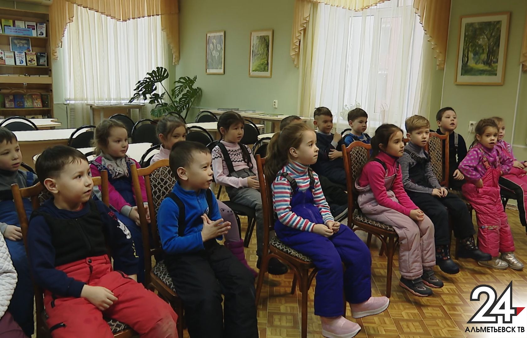 Малыши из Альметьевска с удовольствием знакомятся с творчеством Сажиды Сулеймановой