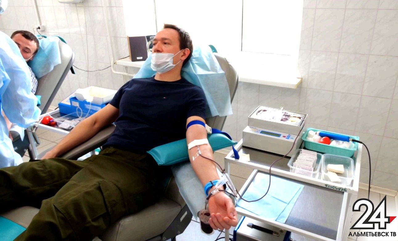 День донора в Альметьевске: в период COVID-19 потребность в крови не снизилась