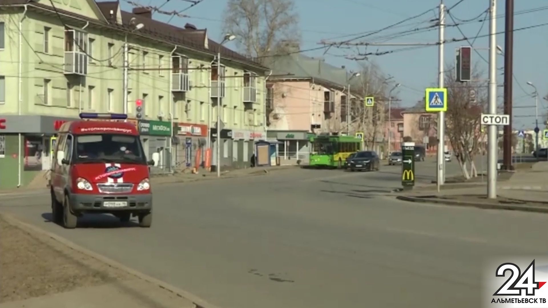Машины с громкоговорителями, оповещающие о коронавирусе, запустили в Альметьевске