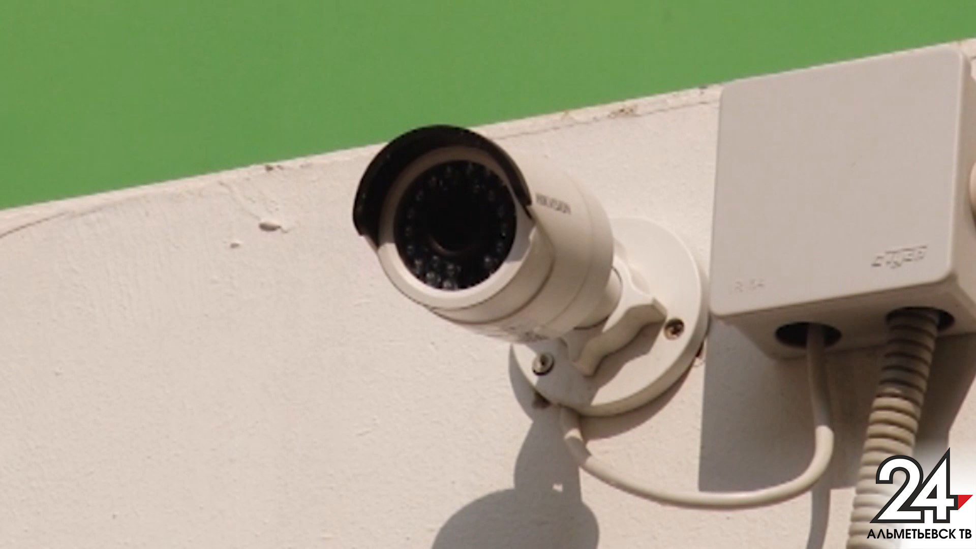 В Альметьевске камеры видеонаблюдения помогли поймать 28 преступников, находящихся в розыске